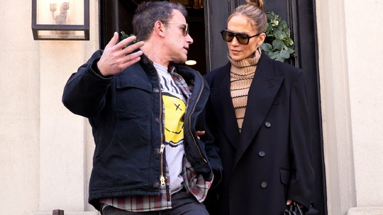 Jennifer Lopez critica 'negatividade no mundo' em meio a rumores de crise no casamento com Ben Affleck: 'Há muuuito amor'