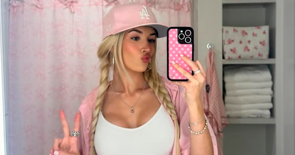 Sami Sheen, filha de Denise Richards e Charlie Sheen — Foto: reprodução/Instagram